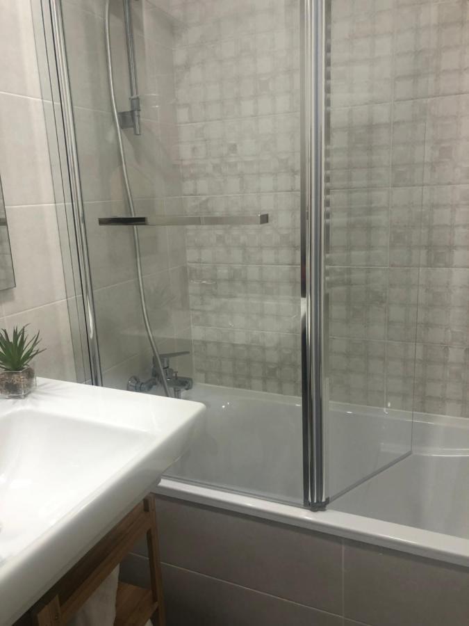 Habitacion Con Bano Privado Більбао Екстер'єр фото